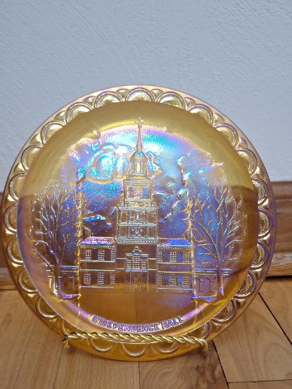 Indiana Glass Iridescent Gold Independence Hall Plate